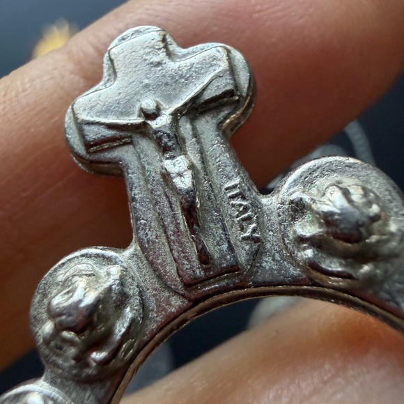 Vintage Religious Jewelry Lot - Picture 10 of 16